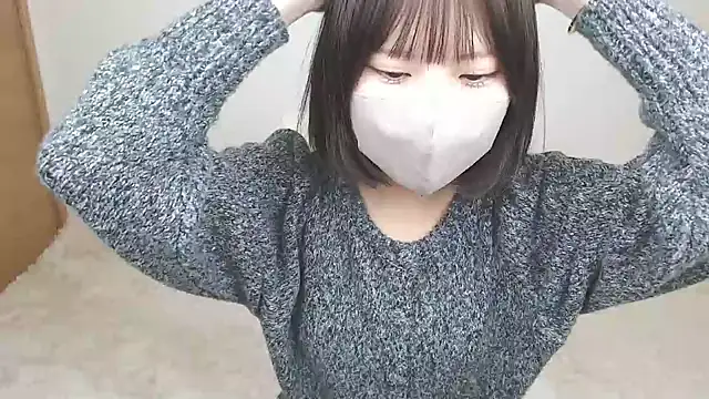 Snapshot of yuna_rin chatting on 12.04.25 yuna rin online show from 12.04.25