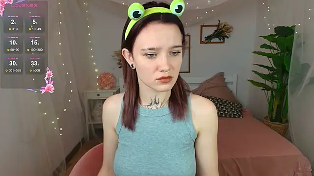 Snapshot of Elastikiss chatting on 09.12.25 Elastikiss online show from 09.12.25