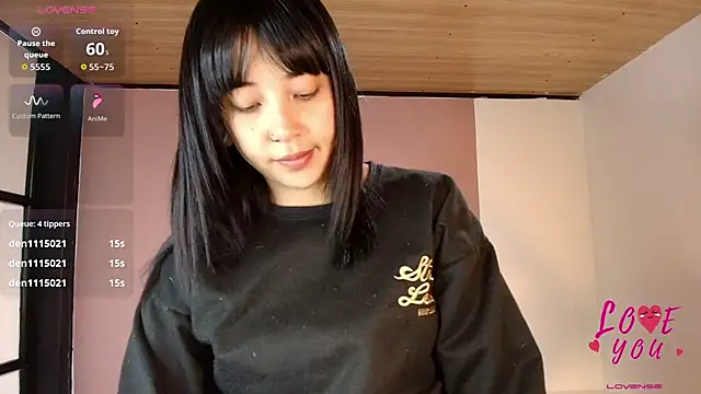Snapshot of Hanna_Lee__ chatting on 03.31.26 Hanna Lee online show from 03.31.26