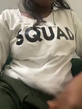 Snapshot of kissujaan chatting on 10.29.25 kissujaan online show from 10.29.25