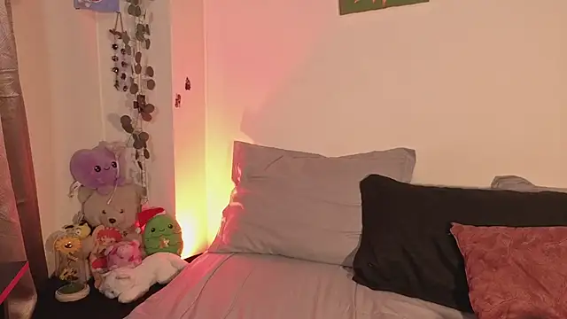 GaiaJoness online show from 03.24.26