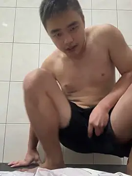 Snapshot of greenteazhang chatting on 10.15.25 greenteazhang online show from 10.15.25