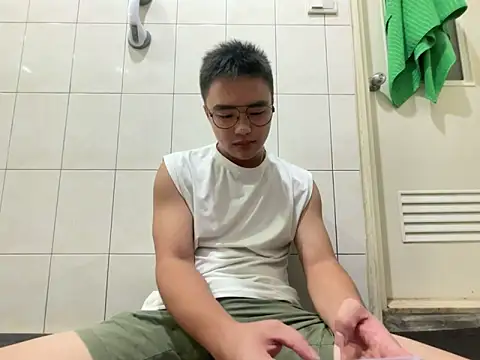 Snapshot of greenteazhang chatting on 11.07.25 greenteazhang online show from 11.07.25