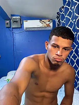 Snapshot of CHARLY-- chatting on 10.01.25 CHARLY-- online show from 10.01.25