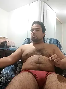 Snapshot of Hotknight chatting on 11.19.25 Hotknight online show from 11.19.25