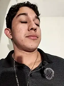 Snapshot of Penelope77 chatting on 11.14.25 Penelope77 online show from 11.14.25