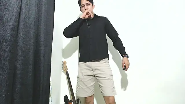 Snapshot of Penelope77 chatting on 11.23.25 Penelope77 online show from 11.23.25