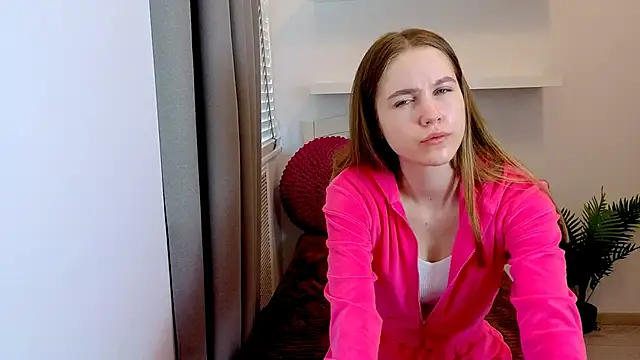 Spicy Lexi online show from 05.05.26
