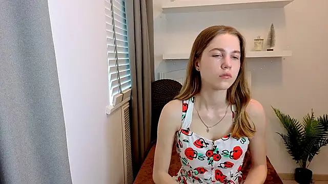 Snapshot of Spicy_Lexi chatting on 06.12.26 Spicy Lexi online show from 06.12.26