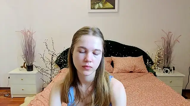 Snapshot of Spicy_Lexi chatting on 06.23.26 Spicy Lexi online show from 06.23.26