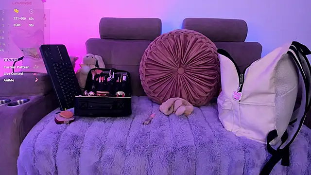 Snapshot of SebastianHilton chatting on 03.07.26 SebastianHilton online show from 03.07.26