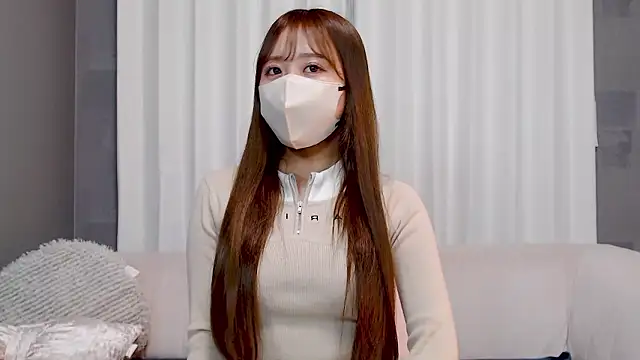 Snapshot of _YUI_CHAN_ chatting on 01.18.26 YUI CHAN online show from 01.18.26