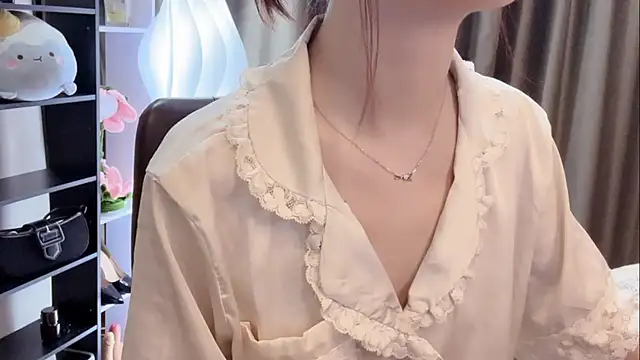 Shenlly online show from 06.22.26