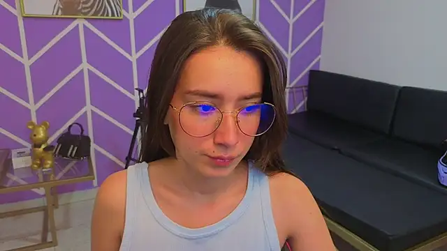 Snapshot of Adhara_Kitten chatting on 03.10.26 Adhara Kitten online show from 03.10.26