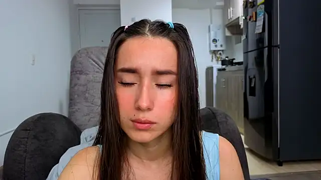Adhara Kitten online show from 05.20.26
