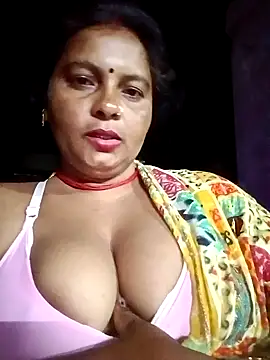 Snapshot of Hot_komal1 chatting on 09.25.25 Hot komal1 online show from 09.25.25