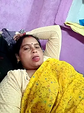 Snapshot of Hot_komal1 chatting on 10.14.25 Hot komal1 online show from 10.14.25