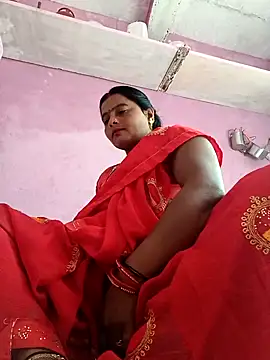 Snapshot of Hot_komal1 chatting on 10.19.25 Hot komal1 online show from 10.19.25