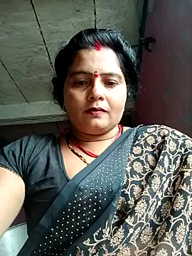 Snapshot of Hot_komal1 chatting on 10.21.25 Hot komal1 online show from 10.21.25