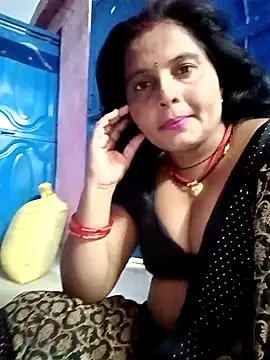 Snapshot of Hot_komal1 chatting on 10.25.25 Hot komal1 online show from 10.25.25