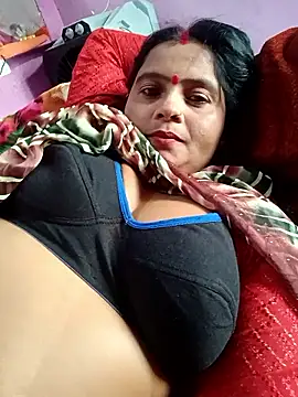 Snapshot of Hot_komal1 chatting on 12.05.25 Hot komal1 online show from 12.05.25