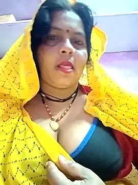 Snapshot of Hot_komal1 chatting on 12.16.25 Hot komal1 online show from 12.16.25