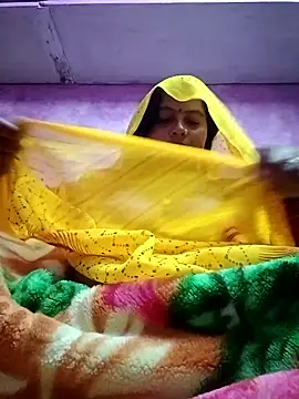 Snapshot of Hot_komal1 chatting on 12.19.25 Hot komal1 online show from 12.19.25