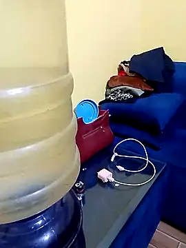 Snapshot of Suhana_Darling chatting on 11.12.25 Suhana Darling online show from 11.12.25