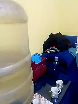 Snapshot of Suhana_Darling chatting on 11.12.25 Suhana Darling online show from 11.12.25