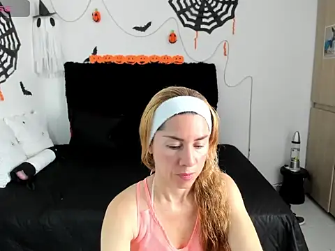 angie blondies online show from 10.20.25