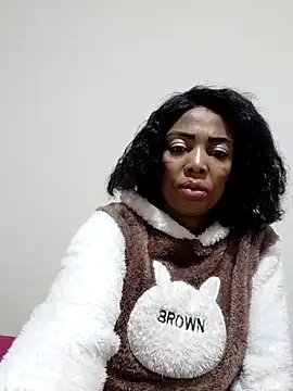 Snapshot of SEXYMOANSXX chatting on 09.26.25 SEXYMOANSXX online show from 09.26.25