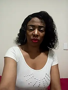 Snapshot of SEXYMOANSXX chatting on 11.12.25 SEXYMOANSXX online show from 11.12.25