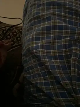 Snapshot of Loverboyjillu chatting on 12.22.25 Loverboyjillu online show from 12.22.25