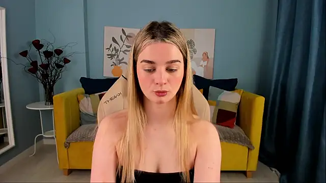 SweetyLicky online show from 11.05.25