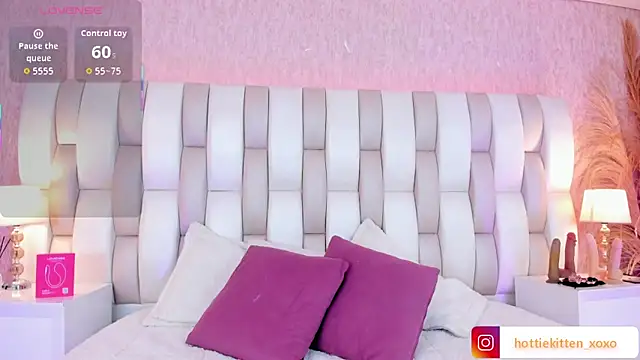 Viollet xoxo online show from 02.07.26