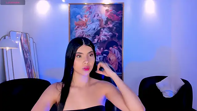 MiaLaurence online show from 07.24.26