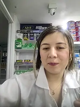 Snapshot of Sophie_del_Castillo chatting on 12.16.25 Sophie del Castillo online show from 12.16.25