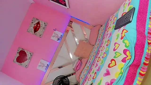 Ashley Alexa online show from 12.19.25