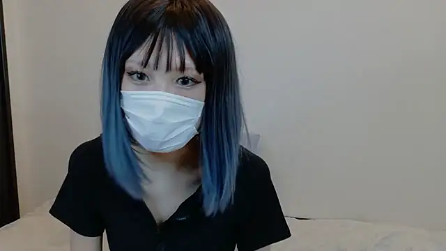 sarina at online show from 10.31.25