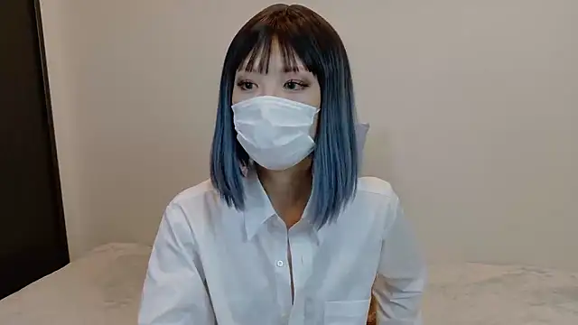 sarina at online show from 11.07.25