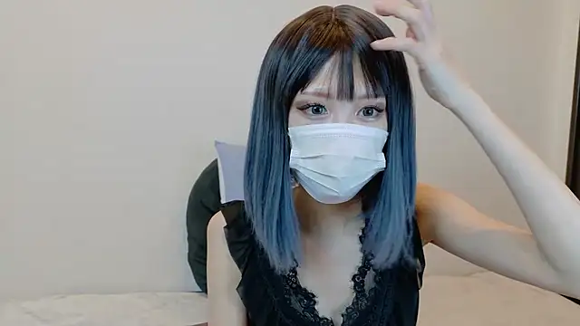 Snapshot of sarina_at chatting on 02.18.26 sarina at online show from 02.18.26