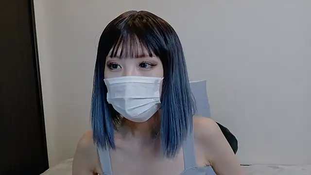 sarina at online show from 04.27.26