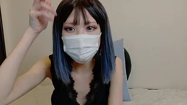 sarina at online show from 05.03.26