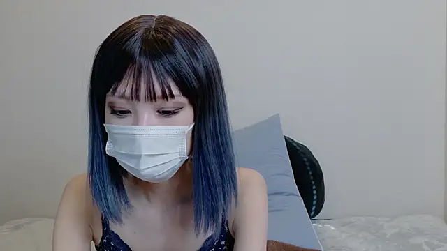 Snapshot of sarina_at chatting on 05.16.26 sarina at online show from 05.16.26