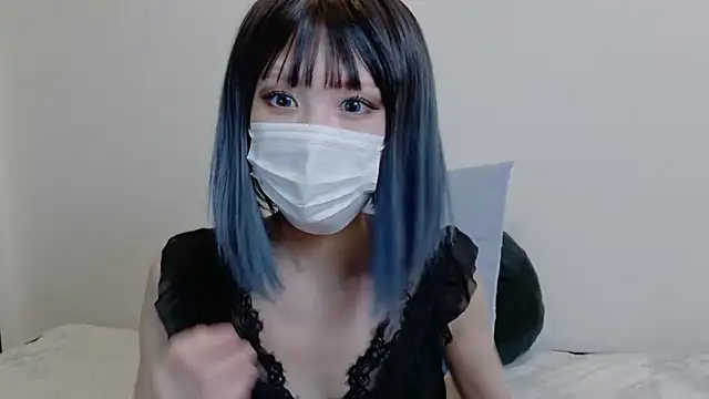 Snapshot of sarina_at chatting on 05.26.26 sarina at online show from 05.26.26