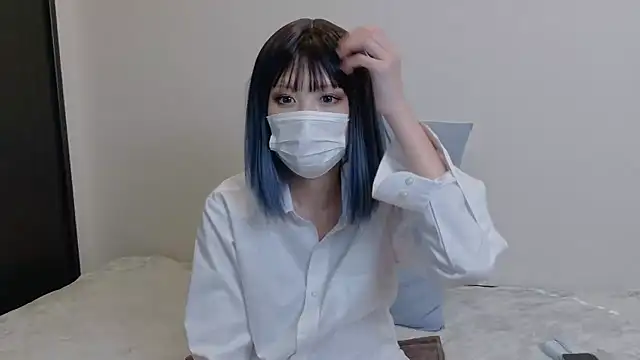 Snapshot of sarina_at chatting on 07.18.26 sarina at online show from 07.18.26