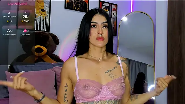 Snapshot of Valkyrie_sky chatting on 03.20.26 Valkyrie sky online show from 03.20.26