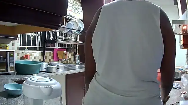 Snapshot of CouplesX96xx chatting on 02.13.26 CouplesX96xx online show from 02.13.26