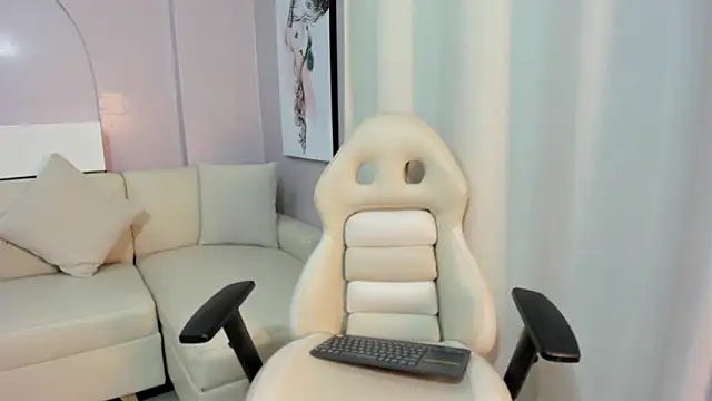 BabyAngel18  online show from 02.01.26