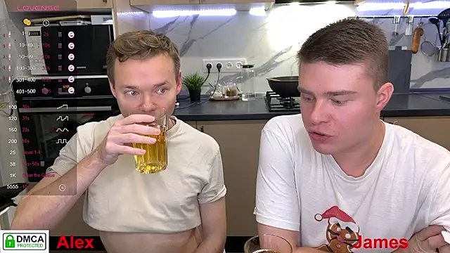 Snapshot of holy_eggs_02 chatting on 10.23.25 holy eggs 02 online show from 10.23.25